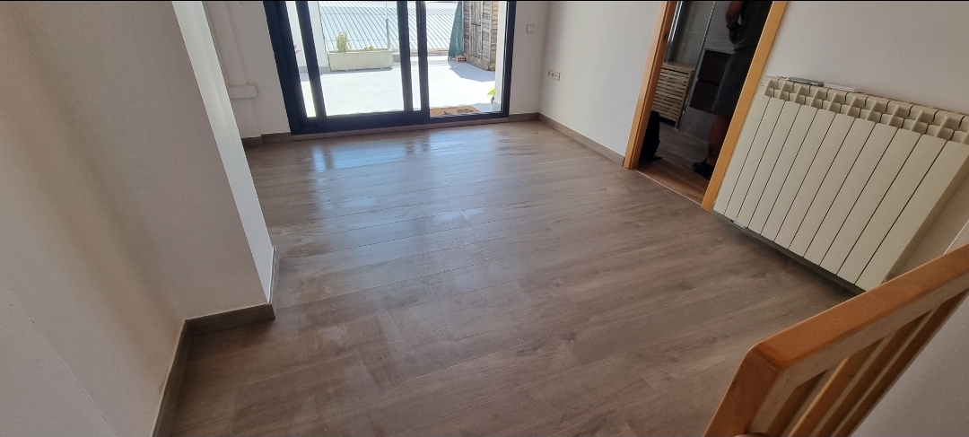 MULTISERVEIS I REFORMES .Pintura, Parquet y Reformas Integrales — Fotos 2
